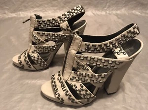 Zara Woman High Heel Embellished Front Zip Shoes Size EUR 38 US 7.5 - Picture 1 of 7