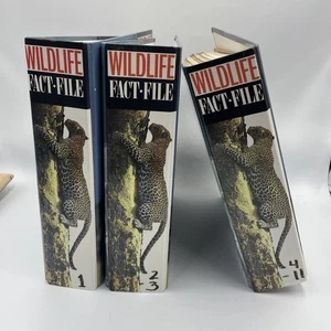 3 Binders Wildlife Fact-File Groups 1-11 Cards Homeschool Nature Animals - Picture 1 of 14