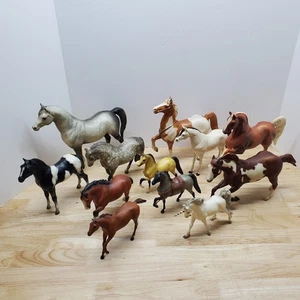 Horse & Foal Collection Lot Bundle Of 12 Various Sizes Classic Breyer Hartland  - Picture 1 of 19