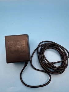 NetBit AC Adapter Model DV-0555R-1  Input 120VAC Output 5.2VDC - Picture 1 of 4