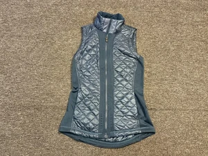 Athleta Vest Womens XXS Quilted Insulated Sleeveless Zip Up Lightweight Outdoor - Picture 1 of 5
