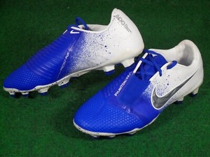 blue and white nike soccer cleats