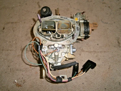 Carburador Holley remanufacturado nuevo de stock para Chrysler Dodge Reliant 1982 1984 Foto 1 de 4