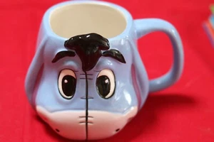 Disney - Taza 3D Eeyore - Gruesa - Excelente Estado - Imagen 1 de 6