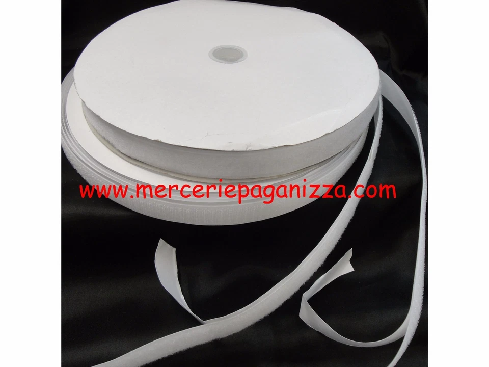 LOTTO 2 METRI NASTRO CHIUSURA A STRAPPO DA CM.2 BIANCO "ADESIVO" COMPLETO - Immagine 1 di 1