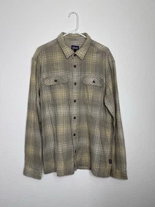 Patagonia Men's XL Fjord Flannel Shirt Button Up Flap Pockets Natural Dye Grey - Picture 1 of 17