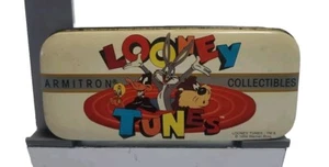 Reloj Looney Tunes Pato Lucas. Caja en buen estado. Reloj en excelente estado. - Imagen 1 de 4