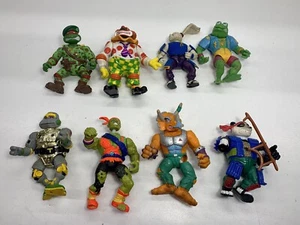Ocho figuras de acción Mirage Studios TMNT 89-92 - Imagen 1 de 9