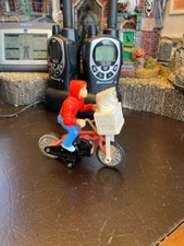 Vintage E.T. The Extraterrestrial Elliot Bicycle 1982 LJN Kuwahara Pull Back Toy