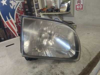 Conjunto de faros derecho TOYOTA TACOMA 01 02 03 04 LUZ DERECHA Foto 1 de 4