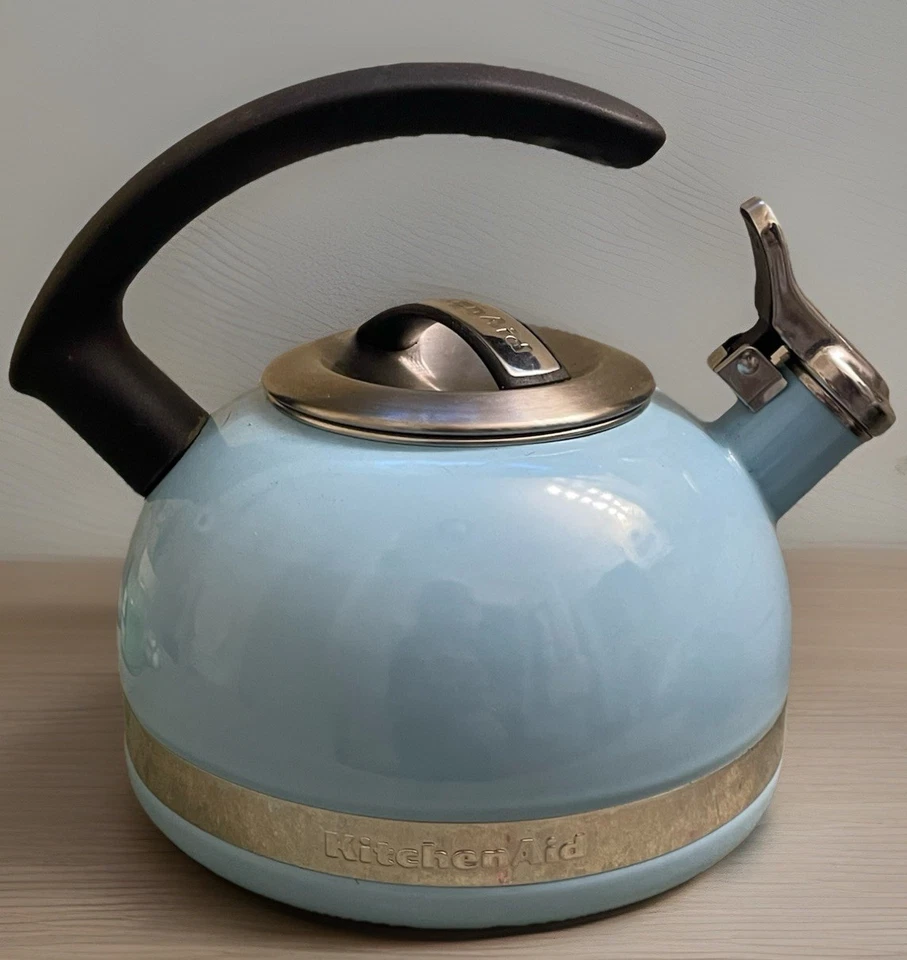 Kitchen Aid Porcelana Estufa Tetera 2.0 Cuartos Silbato Robin Huevo Camafeo Azul Foto 1 de 4