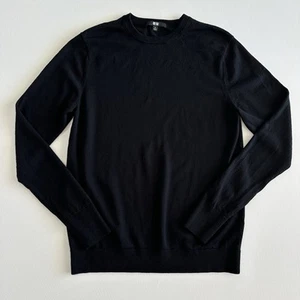 Uniqlo 100% Wool Jumper Size Medium Black Round Neck Classic Preppy Work Office - Picture 1 of 11