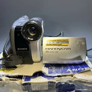 Sony Handycam DCR-HC35 Mini DV Camcorder - Box - Picture 1 of 17