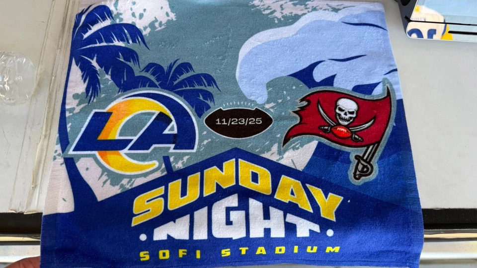 Toalla Los Angeles Rams Vs Tampa Bay Buccaneers 23-11-25 Foto 1 de 1