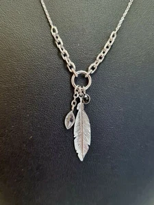 Collana in Argento925 Charms Piuma, Zircone nero e pendente con zircone bianco - Foto 1 di 4