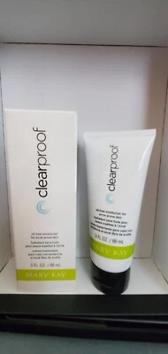 Crema hidratante sin aceite Mary Kay Clear Proof Foto 1 de 4