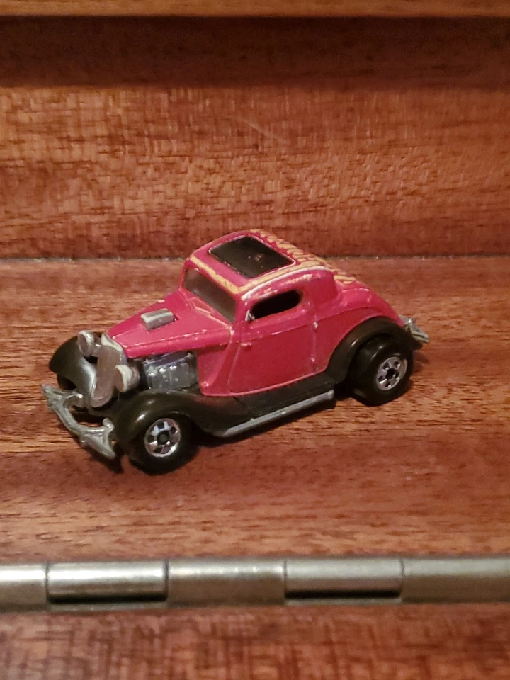 De colección Hot Wheels 1979 Hi Rakers rojo 1934 Ford cupé de 3 ventanas Hot Rod Hong Kong Foto 1 de 4