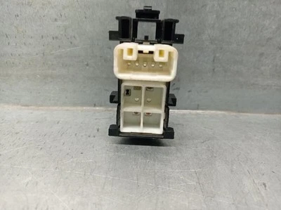 19282916 5400320 后窗控制面板 rh 适用于丰田亚里斯 ( P13 ) 1.5 2010 — 第 1/4 张图片