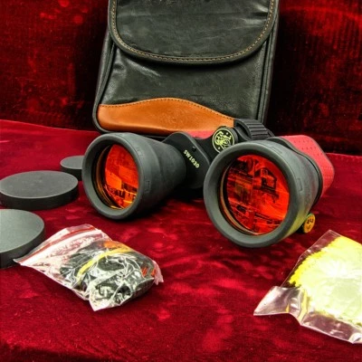 FACTORY NEW Smith & Wesson 8x40 Binoculars BIRDING, HUNTING, SPORTS - Image 1 of 4