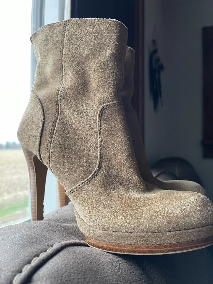 Botín plataforma al tobillo de gamuza Nine West 7,5 Foto 1 de 4