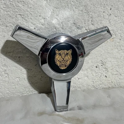 Tapacubos central de rueda Jaguar XJ6 XJ-6 1979-1992 Dayton Knock Off Wire 6185A Foto 1 de 4