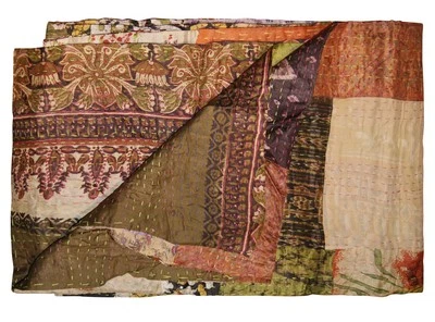 Taj Hotel Kantha Silk Blend Throw | Multi20 | 50"x70" Foto 1 de 3