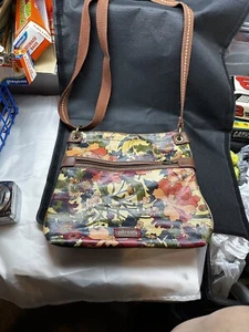Snakeroots Large Crossbody/Shoulder Coated Floral Patterned Purse, - Picture 1 of 24