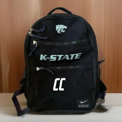 Mochila para jugador Nike K-State Wildcats edición equipo de baloncesto “CC” talla grande Foto 1 de 4
