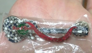 Hard Rock Cafe Las Vegas 2004 Happy Holidays Collector Lapel Pin - Fast Ship! - Bild 1 von 3