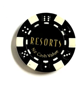Rare Poker Chip Resorts $100 Black & White - No Cash Value - Picture 1 of 2