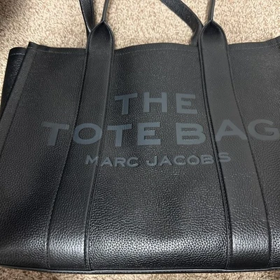MARC JACOBS THE TOTE BAG Leather Large Tote Bag used - Image 1 of 4