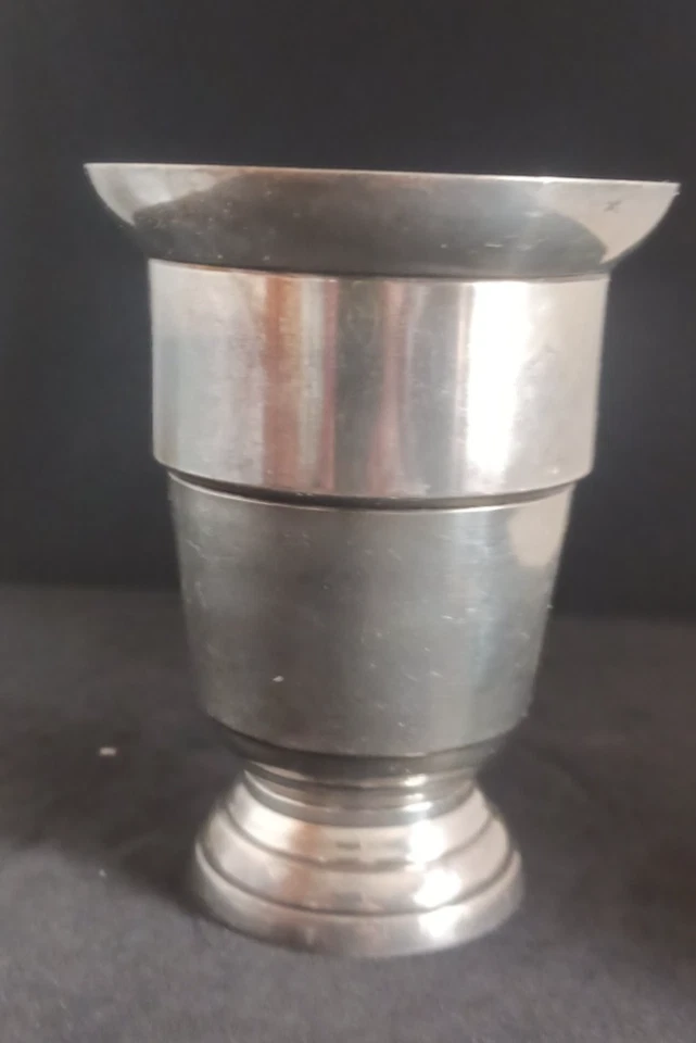 Reneka argenterie timbale intérieur vermeillé métal argenté Art déco - Photo 1/4