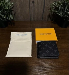 Louis Vuitton Black Leather Monogram Wallet Bi-Fold Fast Shipping - Picture 1 of 6