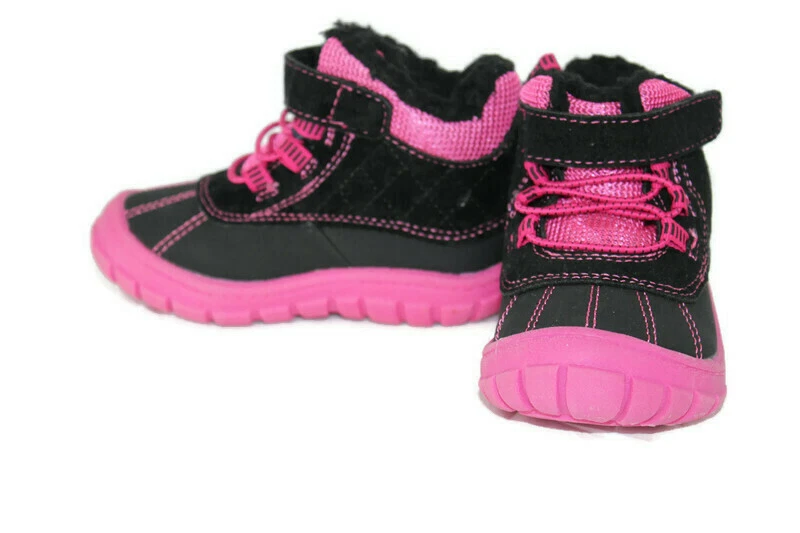 Botas forradas de piel sintética rosa y negro Garanimals para niñas pequeñas  Foto 1 de 4