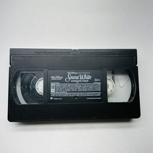 Disney Snow White and the Seven Dwarfs Masterpiece Collection VHS (Tape Only) - Picture 1 of 4