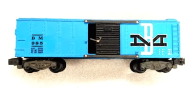 AMERICAN FLYER S GAUGE - #985 B&M BOXCAR READY-TO-RUN - Image 1 of 4