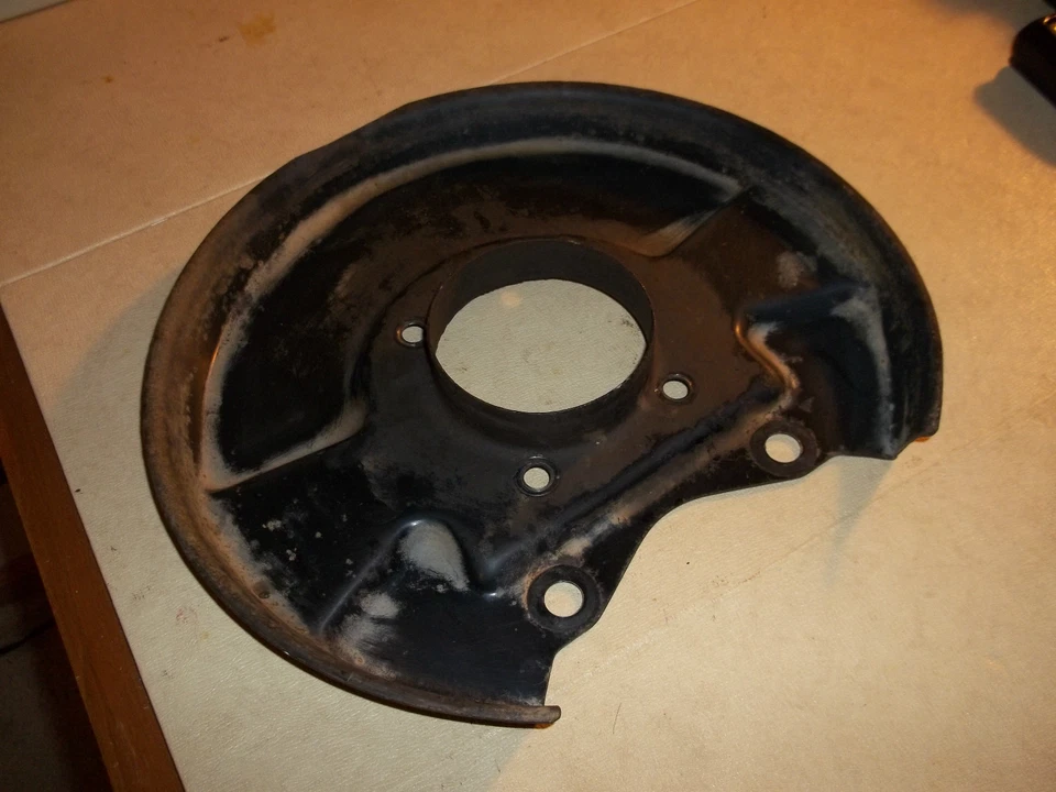 OEM 82 - 95 SUZUKI SAMURAI & SIERRA 85 - 95 JIMNY CUBIERTA ANTIPOLVO ROTOR FRENO DELANTERO Foto 1 de 1