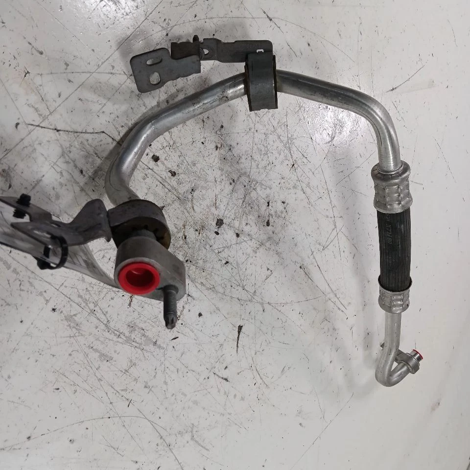 Ford Taurus AC Hose Line  2019 2018 2017 2016 2015 2014 2013 - Image 1 of 4