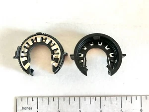 2x D1S D3S Clips for Chevy Xenon Headlight HID Light Bulb Retainers Ring Holders - Picture 1 of 4