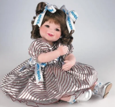 Marie Osmond Hershey’s Hugs 13” Seated Doll C24359 COA #0544/2500 New NRFB - Image 1 of 4