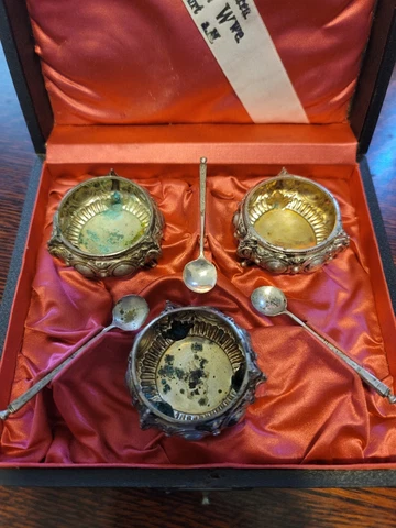 GERMAN 800 SILVER SALT CELLAR SET IN BOX ANTIQUE c.1890 SALT SPOONS LOWEST PRICE Cover