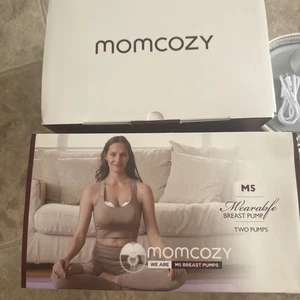 Momcozy M5 Hands-Free Wearable Electric Breast Pump Set - READ description!!! - Picture 1 of 5