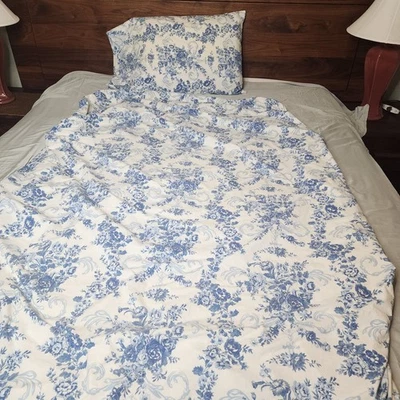 Lauren Ralph Lauren Cottage Azul Floral Blanco Toile Doble Sábana Ajustable y Estuche 2 piezas Foto 1 de 4