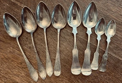 Lote de 8 Cucharas Surtidas Moneda Plata 830 Desajustadas Chatarra o Uso 260g Total Foto 1 de 4