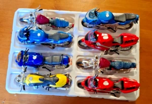 Maisto Verkaufs Display Verschiedene Modelle 1:18 Standmodell - Bild 1 von 8