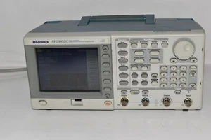 TEKTRONIX AFG3052C 50MHZ 2CH 1GSa/s ARBITRARY FUNCTION GENERATOR (JSN14) - Picture 1 of 6