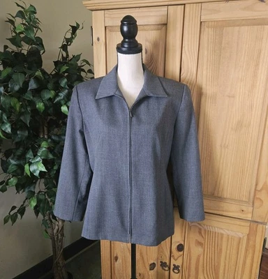 Chaqueta Blazer Sag Harbor Talla 16, Gris Cremallera Frontal, Forrada, Mangas de Muñeca 3/4 Foto 1 de 4