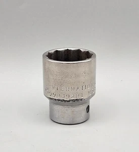 International Harvester IH 1/2 Inch Drive 12pt 1 1/16" socket 999392R1 USA - Picture 1 of 4