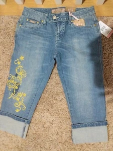 Candies Capri Verzierte Jeans.. Neu mit Etikett Gr. 5 - Bild 1 von 7