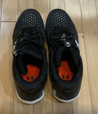 Under Armour Men's Leadoff Mid Rubber Molded Baseball Cleat Shoe, Size 11.5!!!🔥 - Image 1 of 4